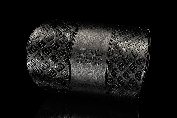 D.A.D Monogram 壓花 頸枕