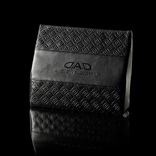 D.A.D Monogram 壓花 腰墊