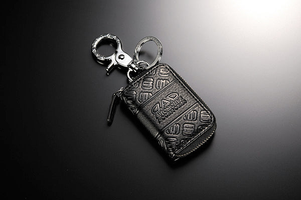 D.A.D Monogram 壓花 車匙包