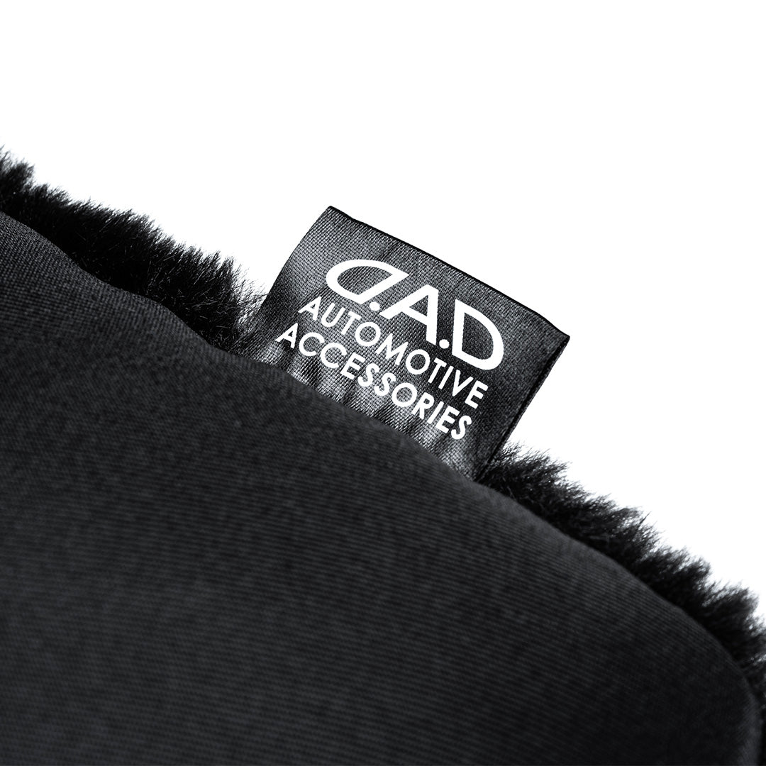 D.A.D 黑白絨毛座墊